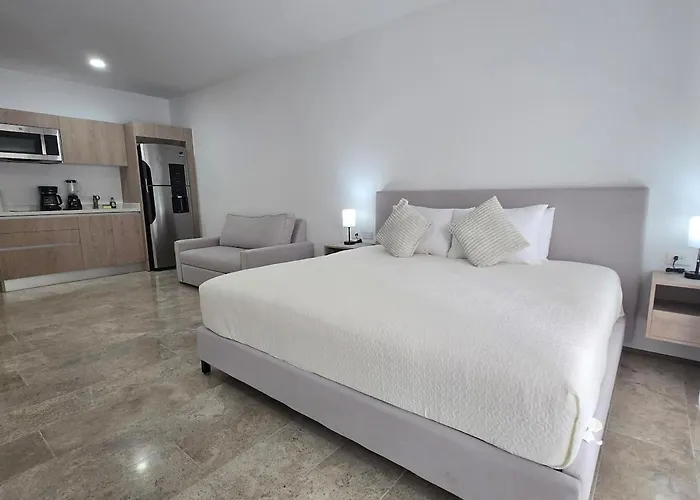 Modern Refuge Just Steps From 5th Avenue * Playa del Carmen