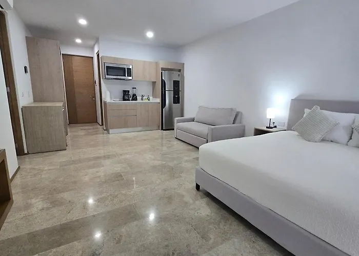 Modern Refuge Just Steps From 5th Avenue *