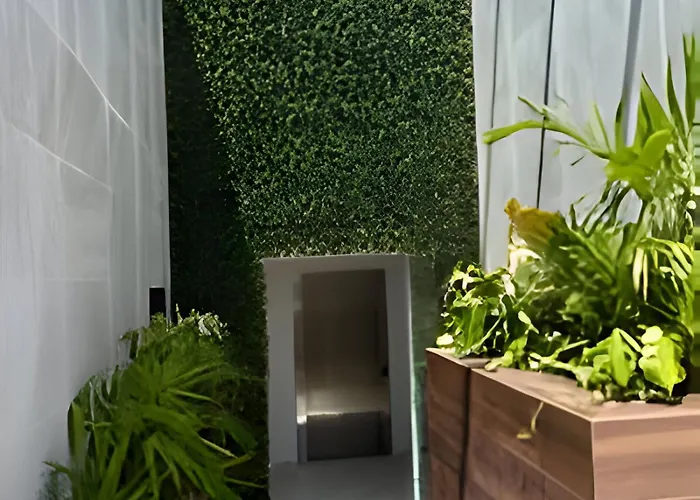 Modern Refuge Just Steps From 5th Avenue Apartamento
