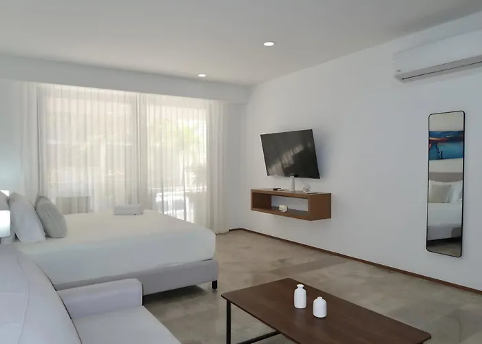 Modern Refuge Just Steps From 5th Avenue Apartamento Playa del Carmen